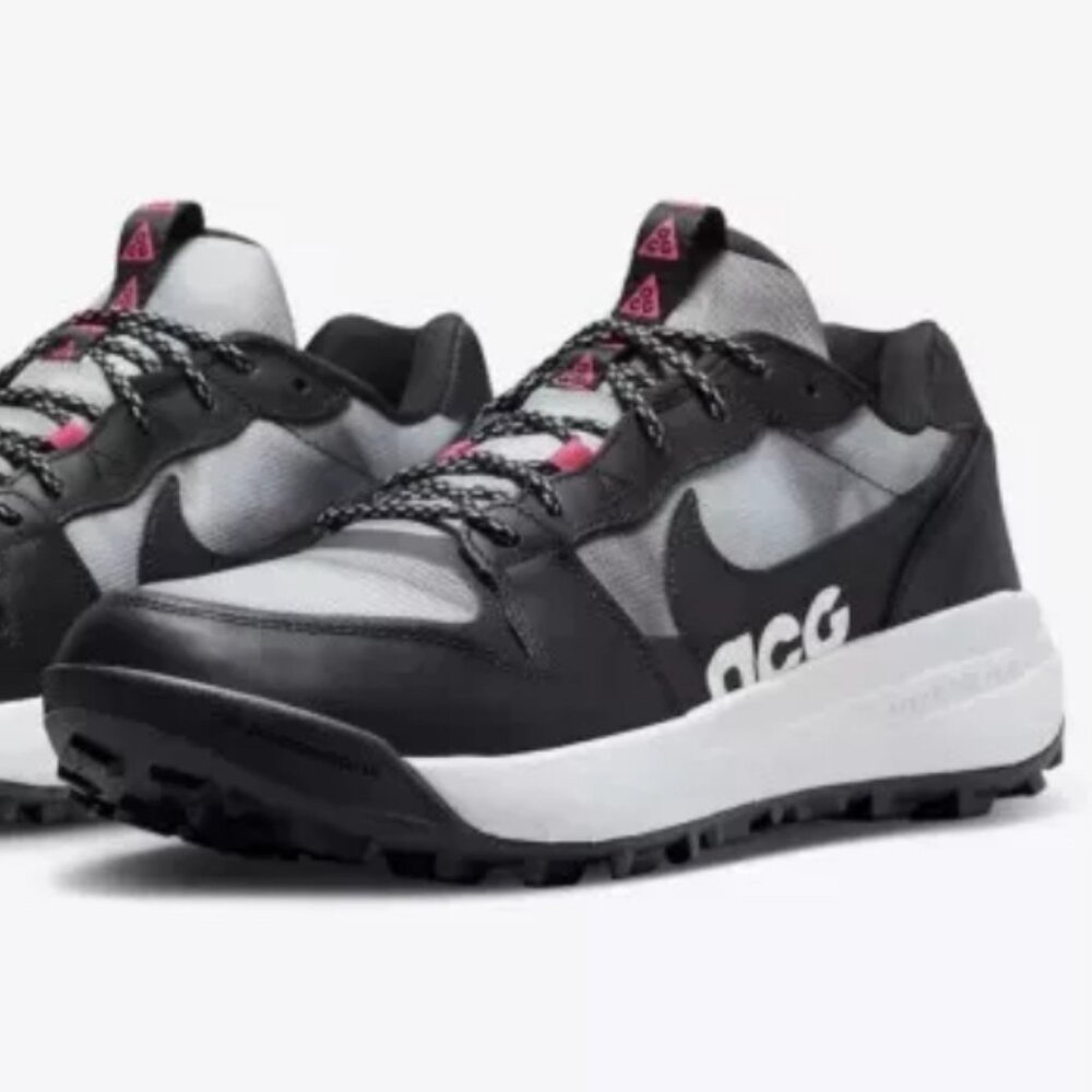 Brand new - Nike ACG Lowcate, Men's size 6